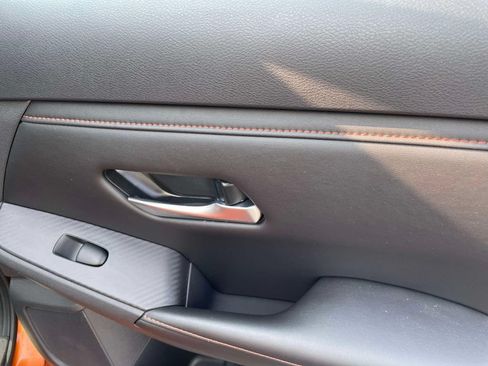 Used 2024 Nissan Sentra SR FWD image 11