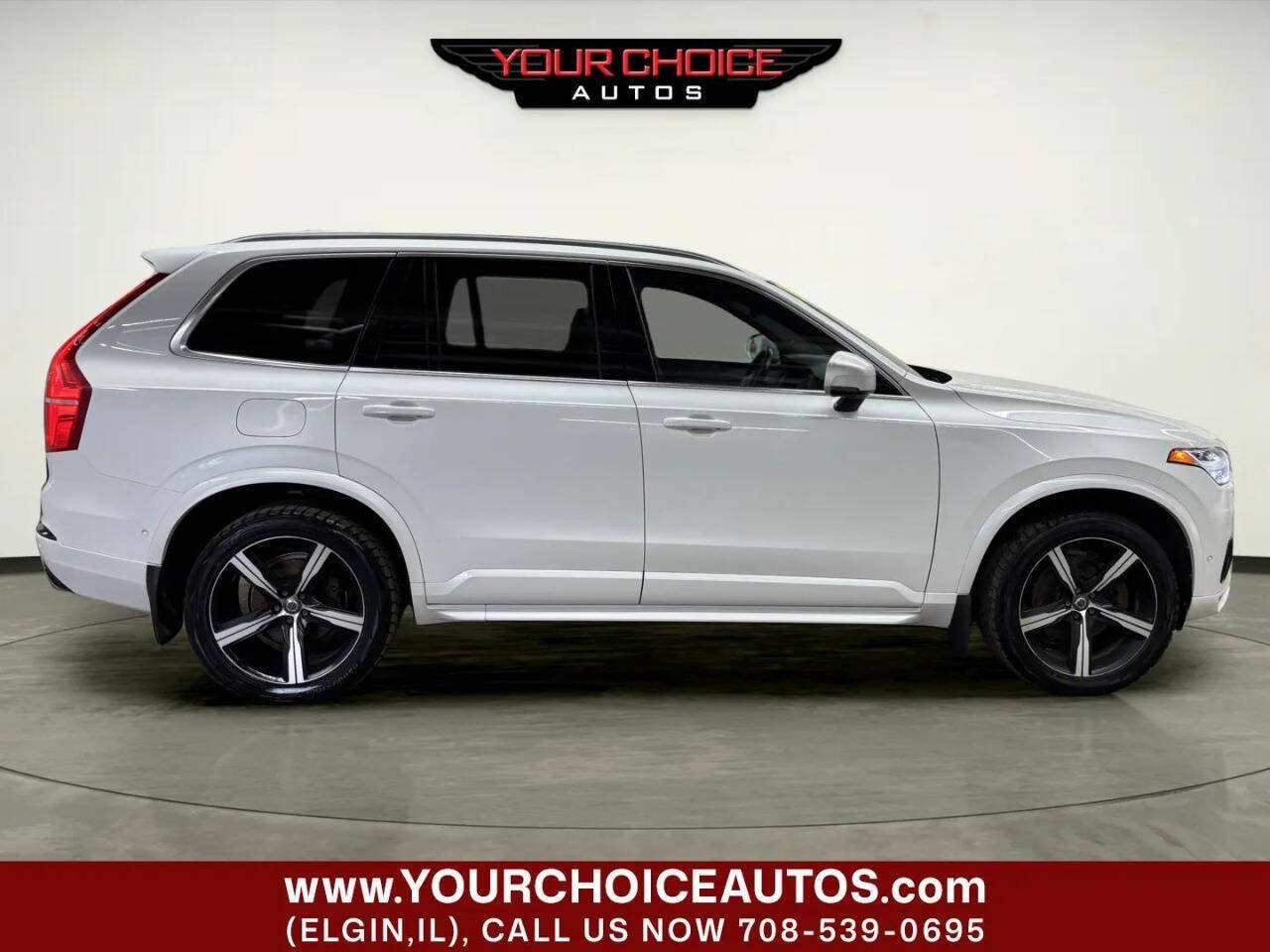 Used 2018 Volvo XC90 T6 R-Design w/ Convenience Package AWD/4WD image 6