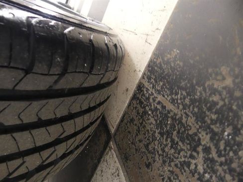 Used 2020 Ford Fusion SE FWD image 35