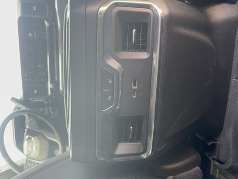 Used 2025 GMC Sierra 2500 SLT w/ Texas SLT Premium Package image 12