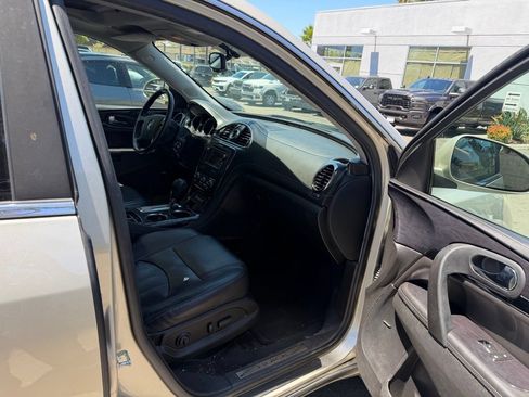 Used 2016 Buick Enclave Leather w/ Trailering Package AWD/4WD image 18