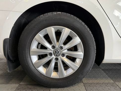 Used 2015 Volkswagen Passat 1.8T Wolfsburg Edition FWD image 26