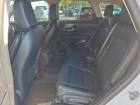 Used 2025 Lincoln Corsair AWD w/ Equipment Group 101A image 17