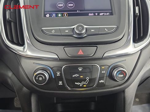 Used 2021 Chevrolet Equinox LT image 20