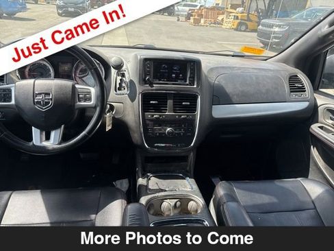 Used 2018 Dodge Grand Caravan GT FWD image 10