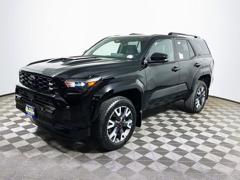New 2026 Toyota 4Runner TRD Sport Premium AWD/4WD image 4