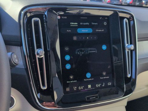 New 2026 Volvo XC40 B5 Ultra w/ Protection Package Premier image 21