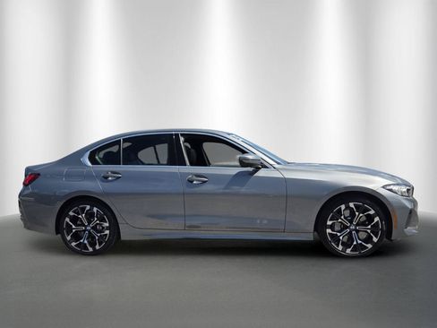Certified 2025 BMW 330i Sedan RWD image 8