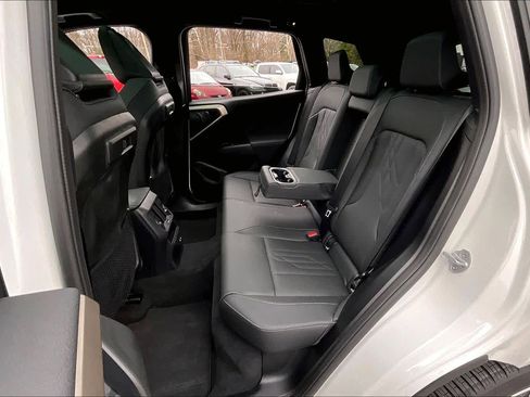 Used 2025 BMW X3 xDrive30i w/ Convenience Package image 21