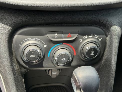 Used 2013 Dodge Dart Rallye FWD image 9