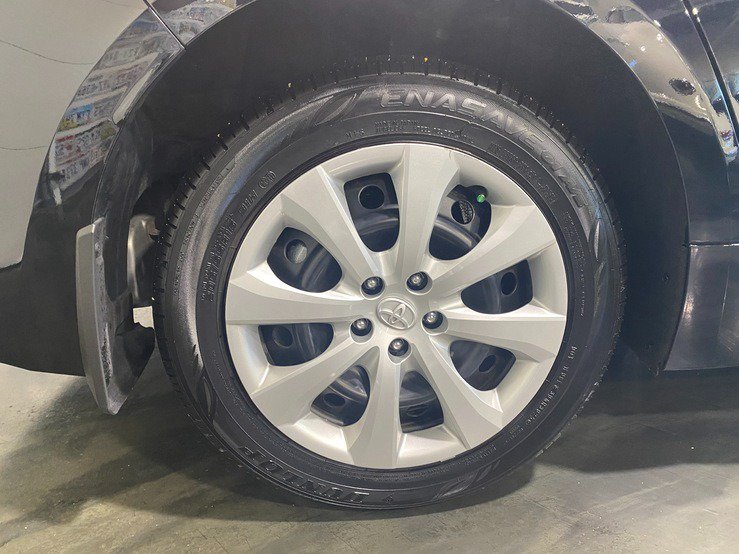 Used 2026 Toyota Corolla LE FWD image 11