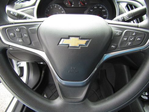 Used 2022 Chevrolet Malibu LS w/ LPO, Floor Liner Package image 17