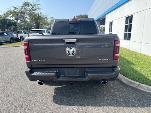 Used 2022 RAM 1500 Limited w/ Body-Colour Bumper Group AWD/4WD image 3