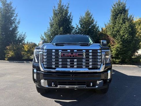 Certified 2024 GMC Sierra 2500 Denali w/ Denali Reserve Package image 10