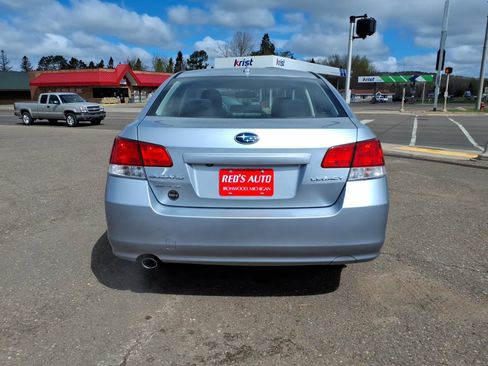 Used 2014 Subaru Legacy 2.5i Premium w/ Moonroof Package AWD/4WD image 5