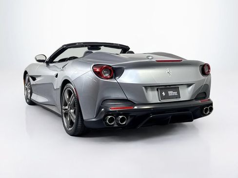 Used 2019 Ferrari Portofino RWD image 2