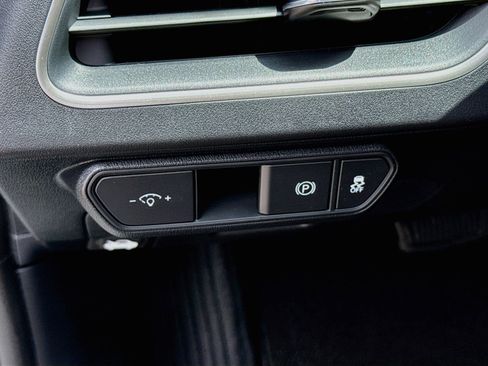 Used 2026 Kia K4 FWD image 10