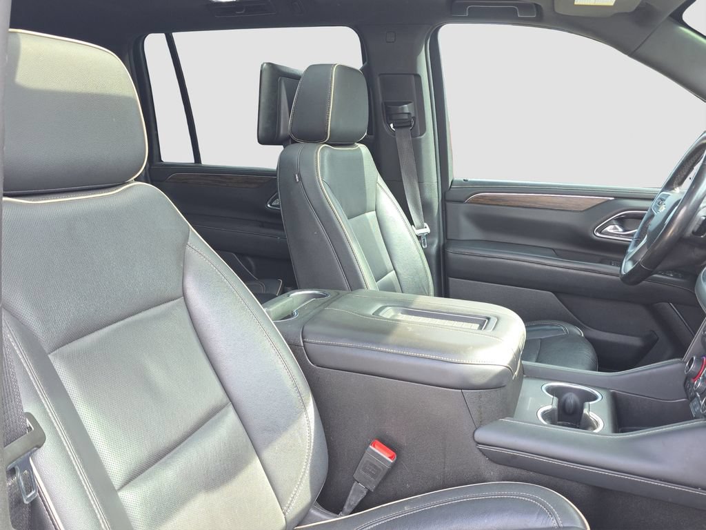 Used 2021 Chevrolet Suburban Premier w/ Premium Package AWD/4WD image 20