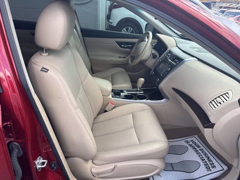 Used 2013 Nissan Altima 2.5 SL w/ Technology Pkg image 25
