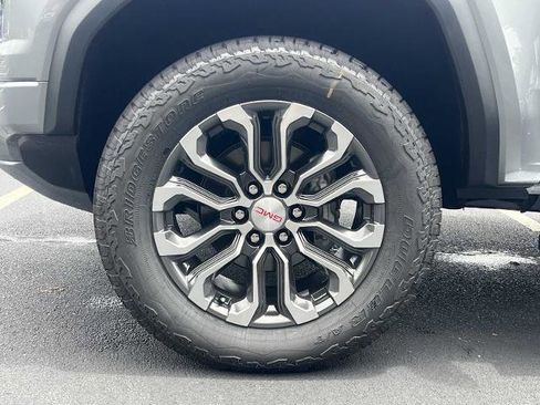 New 2026 GMC Canyon Denali image 35