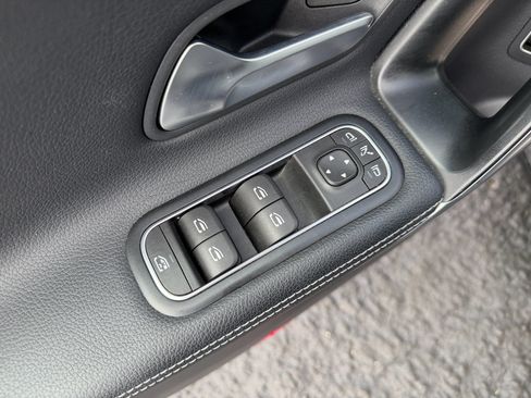 Used 2025 Mercedes-Benz CLA 250 image 10