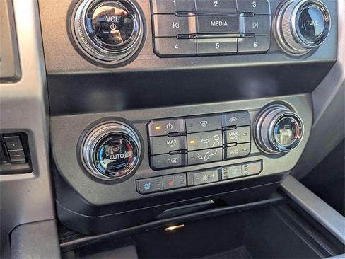 Used 2019 Ford F450 Platinum w/ Platinum Ultimate Package image 15