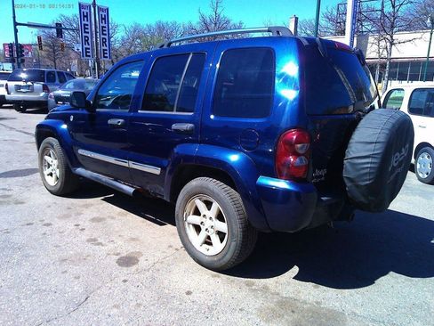 Used 2004 Jeep Liberty Sport w/ PWR Convenience Group image 3