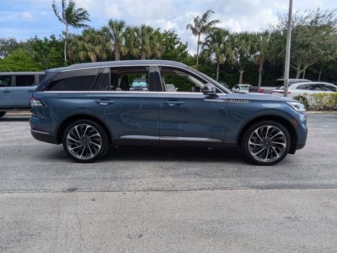 Used 2020 Lincoln Aviator Reserve w/ Equipment Group 202A image 4