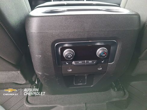 Certified 2024 Chevrolet Tahoe Premier AWD/4WD image 12