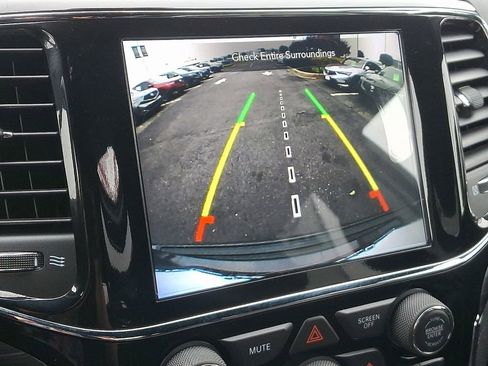 Used 2020 Jeep Grand Cherokee Altitude AWD/4WD image 18