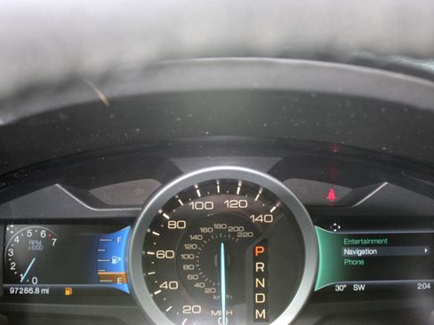 Used 2015 Ford Explorer XLT w/ Equipment Group 202A image 31