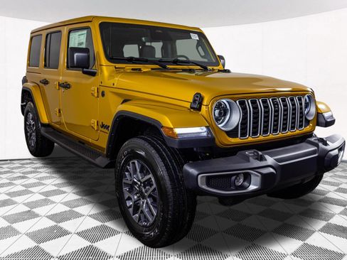New 2026 Jeep Wrangler Unlimited Sahara AWD/4WD image 11