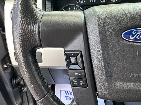 Used 2014 Ford F150 Lariat w/ Lariat Chrome Package AWD/4WD image 13