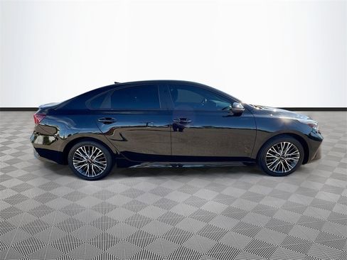 Used 2024 Kia Forte GT-Line w/ GT-Line Premium Package image 8