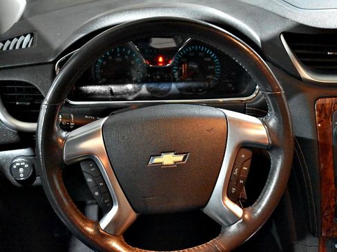 Used 2014 Chevrolet Traverse LTZ FWD image 38