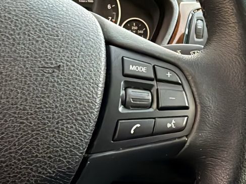 Used 2015 BMW 320i Sedan image 23