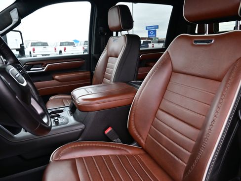 Used 2025 GMC Sierra 2500 Denali Ultimate image 27