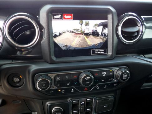 Used 2023 Jeep Wrangler Unlimited Rubicon 392 w/ Dual Top Group image 21