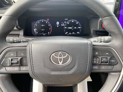 New 2026 Toyota 4Runner 4WD image 14