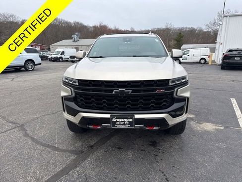 Used 2023 Chevrolet Tahoe Z71 w/ Z71 Off-Road Package AWD/4WD image 4