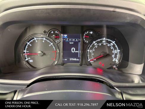 Used 2024 Toyota 4Runner SR5 AWD/4WD image 26