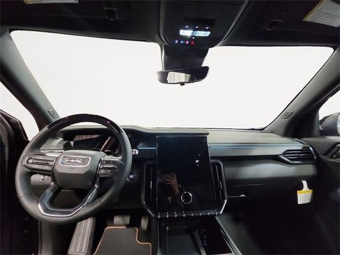 New 2026 GMC Acadia AT4 w/ Super Cruise Package image 10