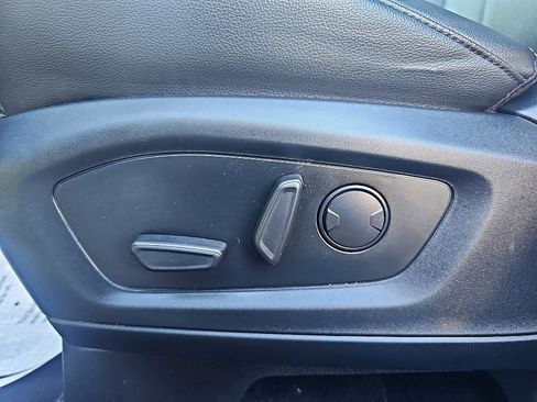 Used 2021 Ford Explorer ST w/ Equipment Group 401A image 15