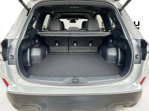 New 2026 Subaru Forester Premium AWD/4WD image 32