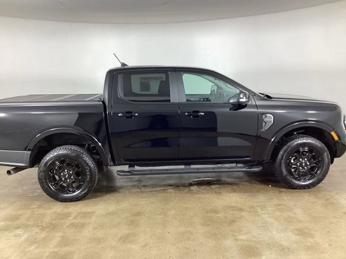 Used 2025 Ford Ranger Lariat w/ Black Appearance Package AWD/4WD image 7