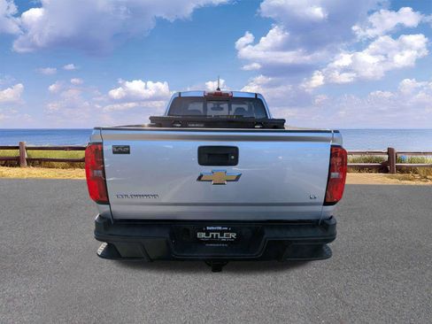 Used 2016 Chevrolet Colorado LT w/ LT Convenience Package image 7