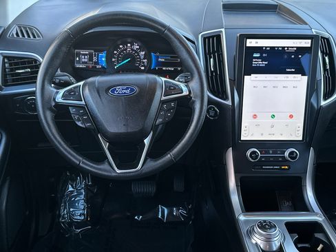Certified 2022 Ford Edge SEL w/ Convenience Package image 13