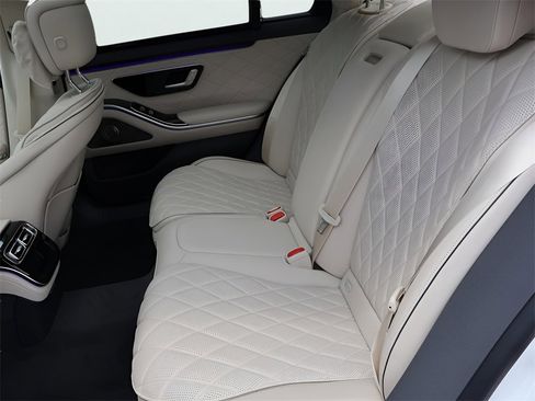 New 2025 Mercedes-Benz S 580 4MATIC Sedan image 41
