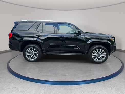 New 2026 Toyota 4Runner Limited AWD/4WD image 4