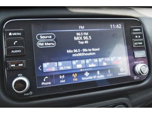 Used 2023 Nissan Kicks SR w/ SR Premium Package FWD image 24